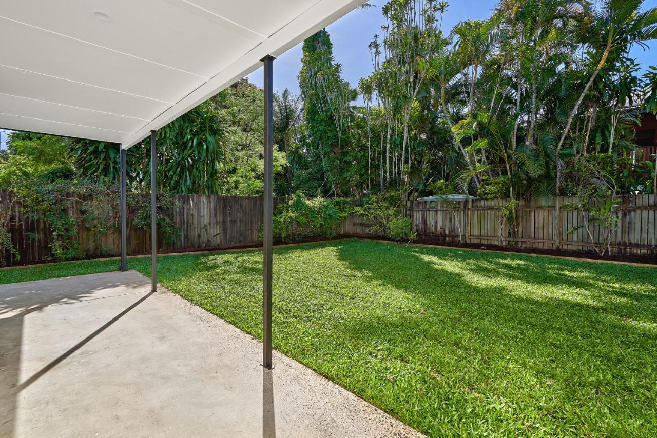 Villa The Red Sparrow 2 Cairns Exterior foto