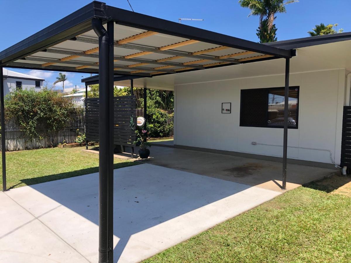Villa The Red Sparrow 2 Cairns Exterior foto