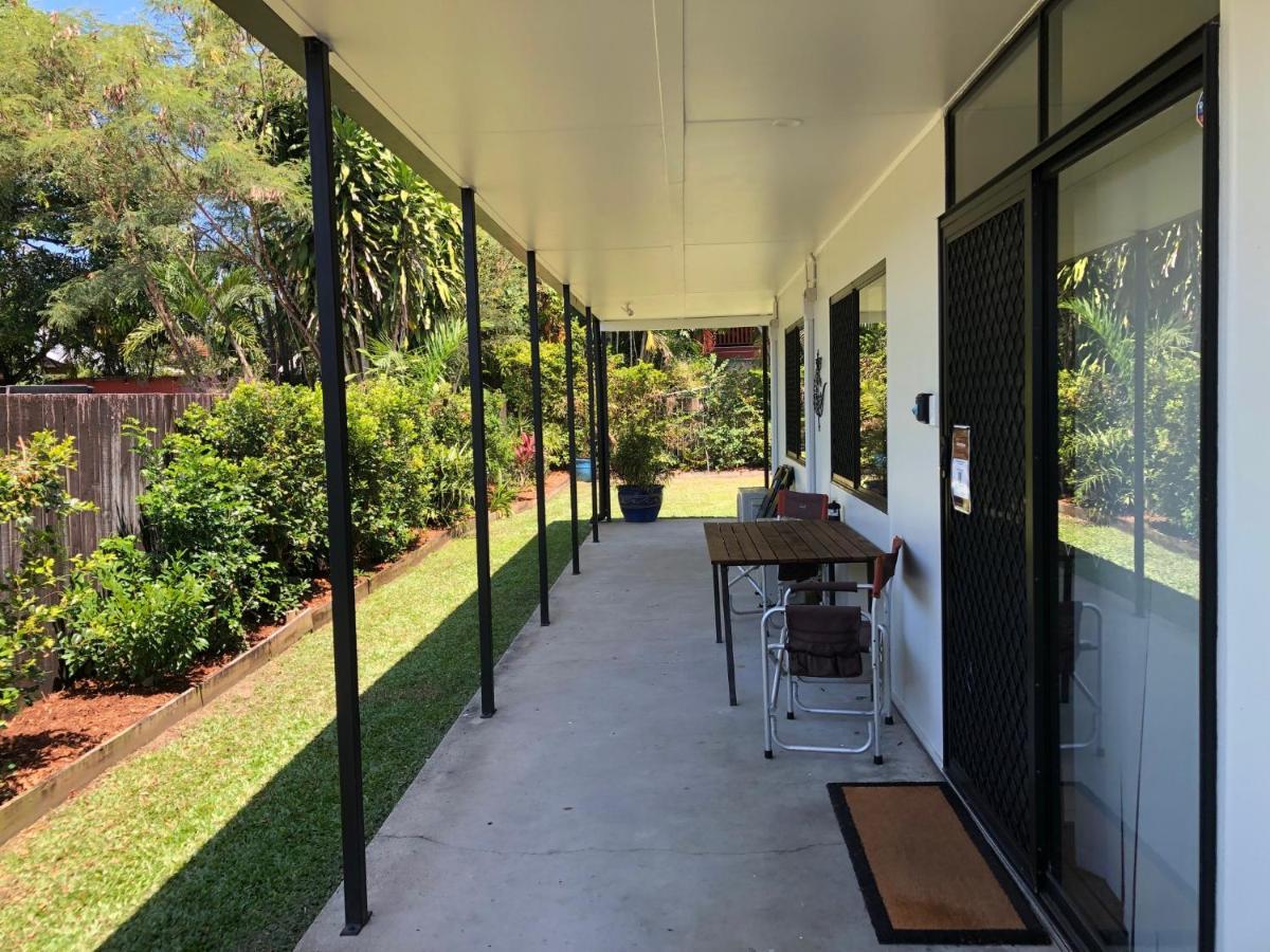 Villa The Red Sparrow 2 Cairns Exterior foto
